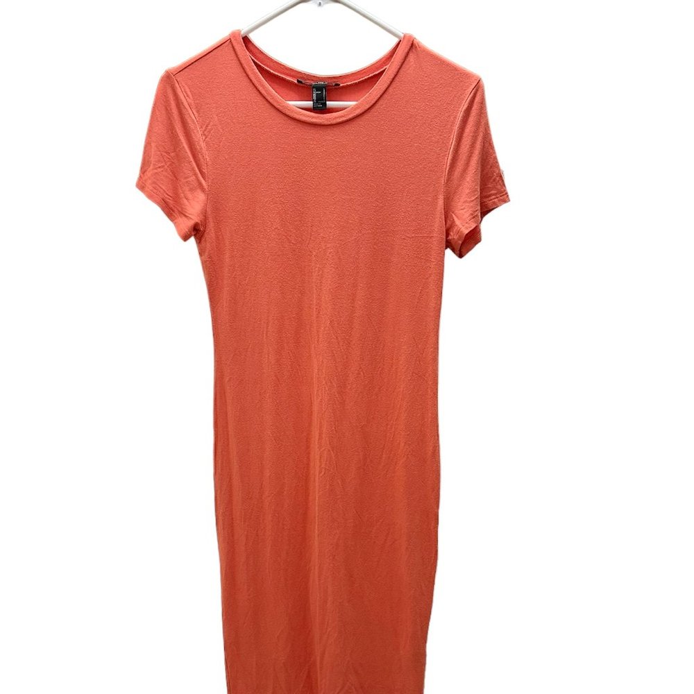 Forever 21 Women Dress Size L Soft TShirt Orange with a small slit on the back